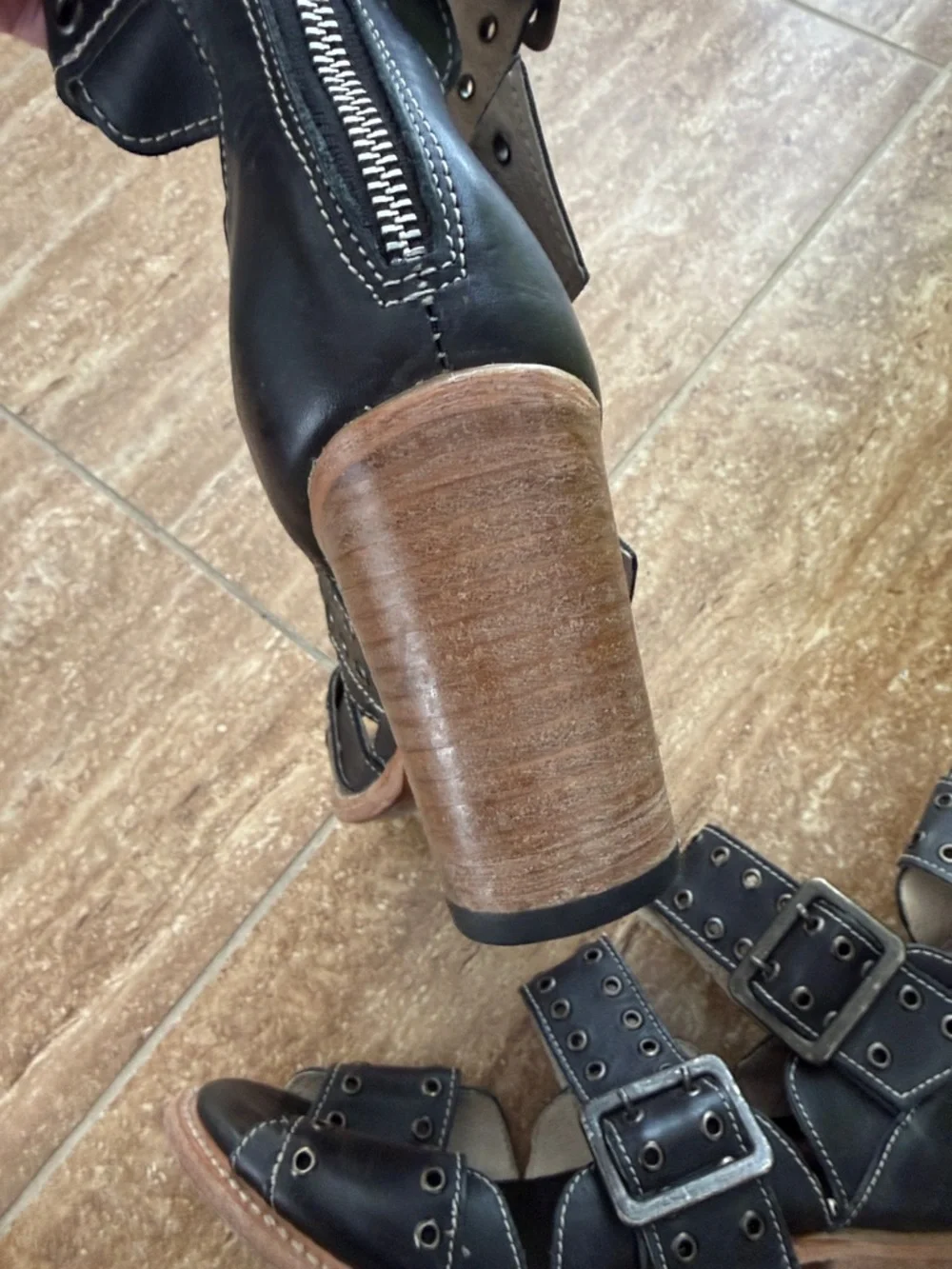 freebird Black  Blake Grommet-Strap Block-Heel Sandals - Picture 5 of 8